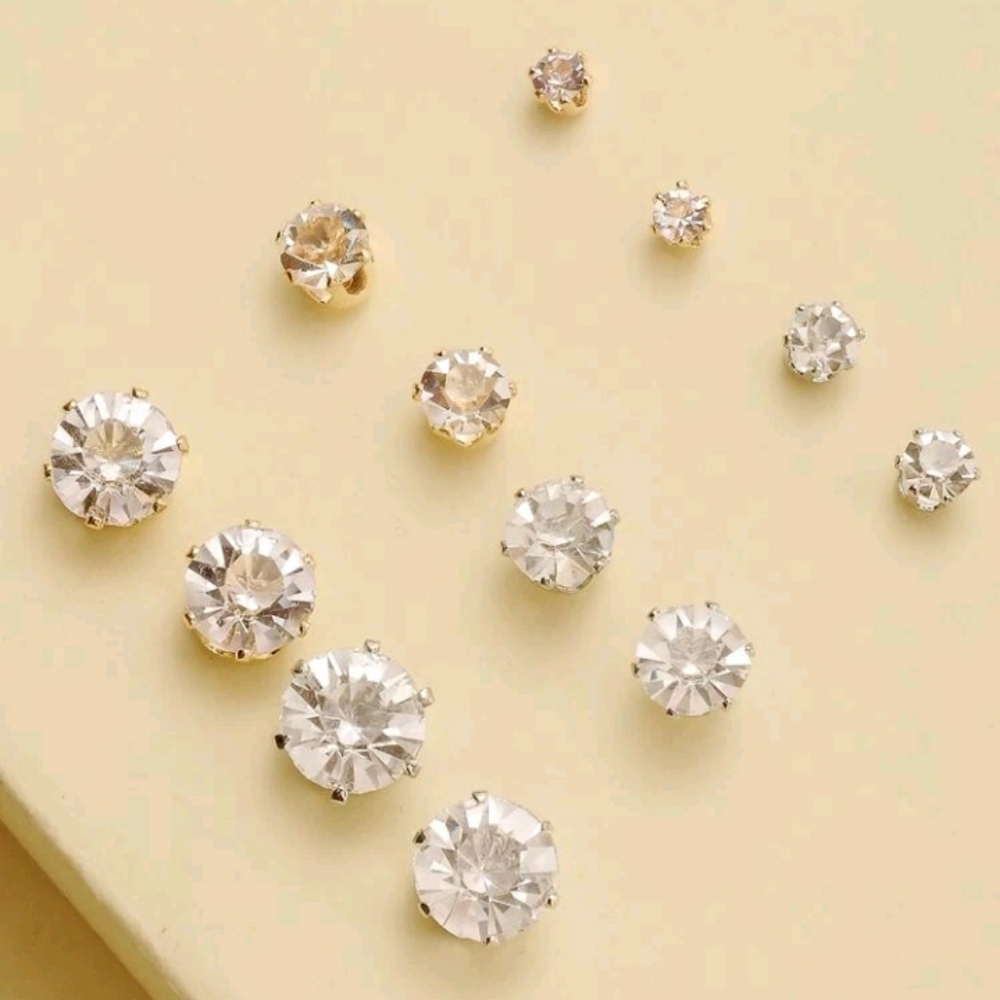 6 pairs Rhinestone Stud Earrings - Picture 3 of 3